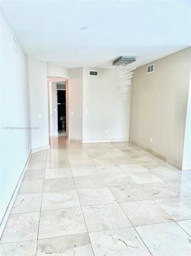 Building Photo - 3131 NE 188th St