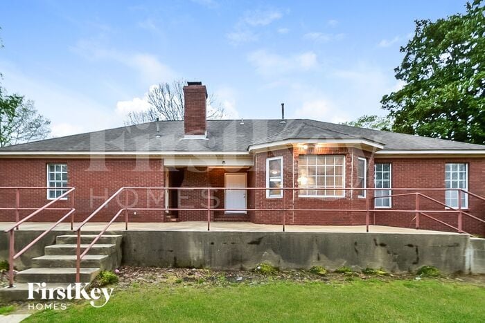 Building Photo - 6464 Evergreen Dr