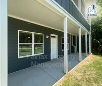 Building Photo - 518 Boone St