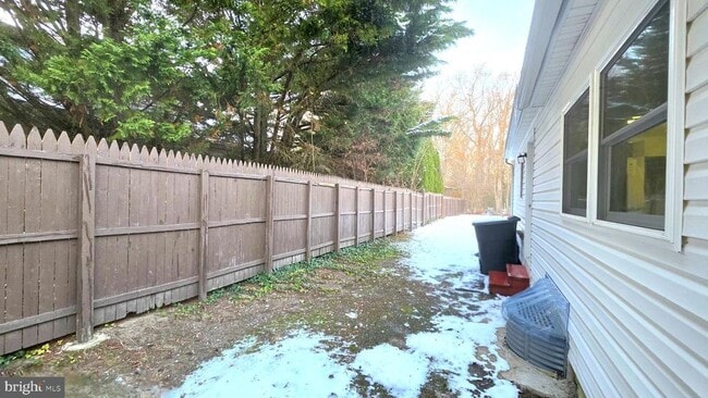 Building Photo - 392 Lafferty Ln