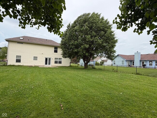 Building Photo - 411 Garden Grace Dr