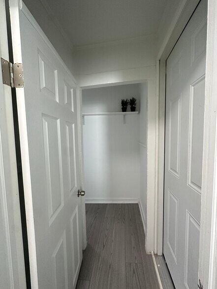 Building Photo - 176 Pearl St