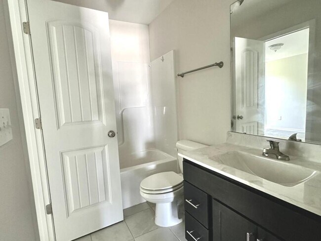 Building Photo - 3816 Briargate Ln