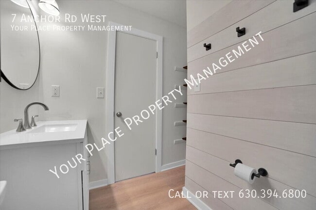 Building Photo - 7 W Anchor Rd