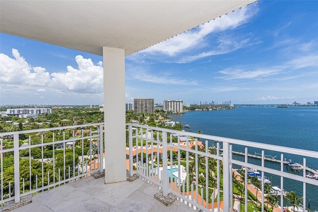 Building Photo - 4000 Towerside Terrace