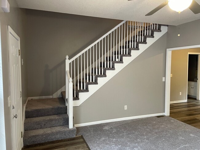 Building Photo - 5100 Hardy Ct