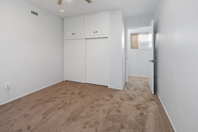 Building Photo - CORONADO - MOVE IN SPECIAL $1,000 OFF 1ST ...