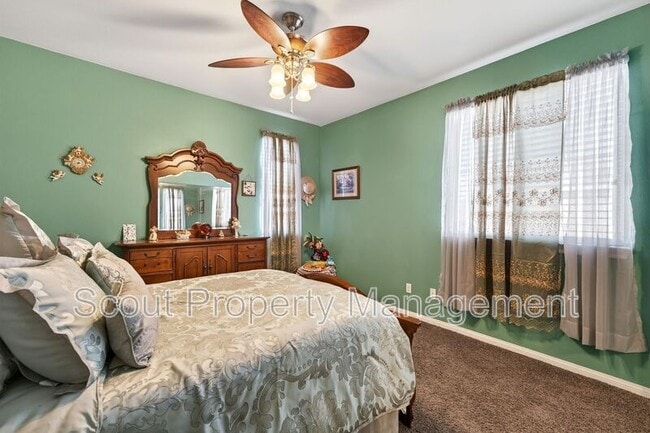 Building Photo - 32778 Kendal Ct