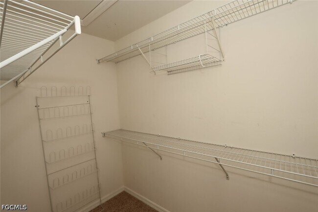 Building Photo - 1172 Oxford Ln