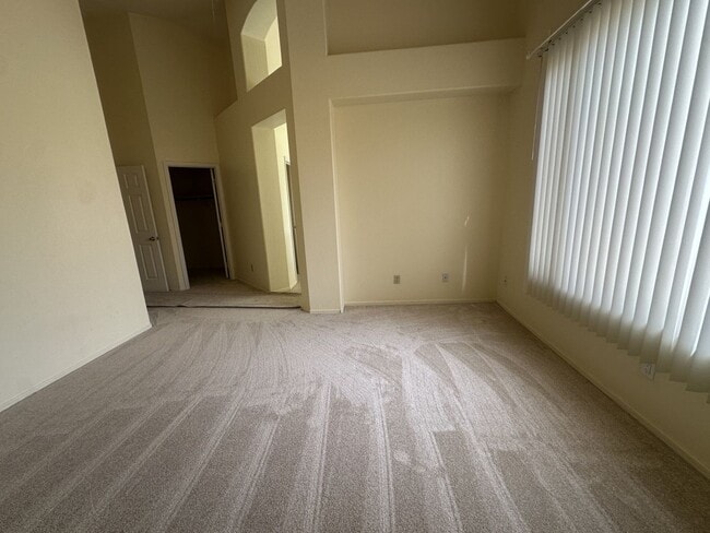 Building Photo - CONVENIENT CHANDLER LOCATION