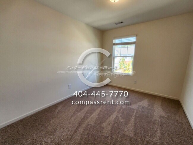 Building Photo - 2365 Camden Oak Way