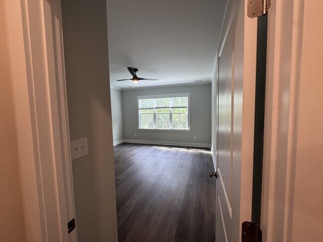 Building Photo - 3 Bed 2.5 Bath Brand New Townhome