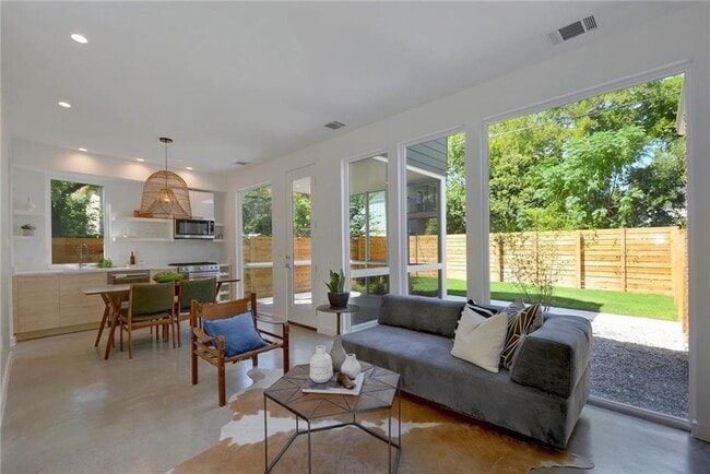 Primary Photo - 5514 Avenue H