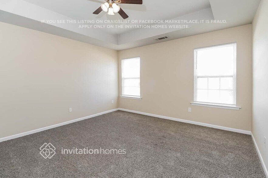 Building Photo - 9738 Turning Wheel Dr