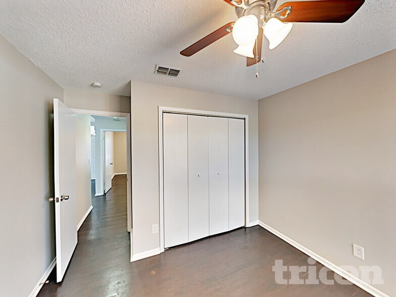 Building Photo - 217 Belfort Pl