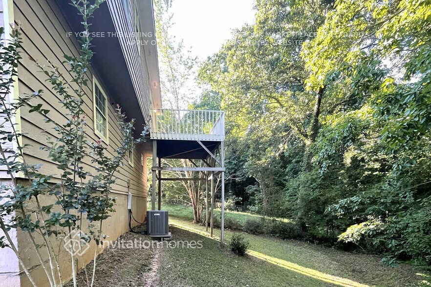 Building Photo - 3696 Cherokee Overlook Dr