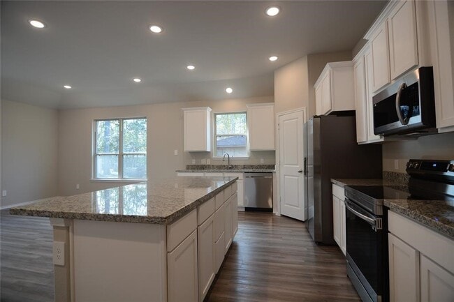 Building Photo - 1109 Yellowstone River Rd