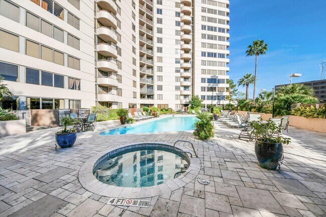 Building Photo - 3525 Sage Rd