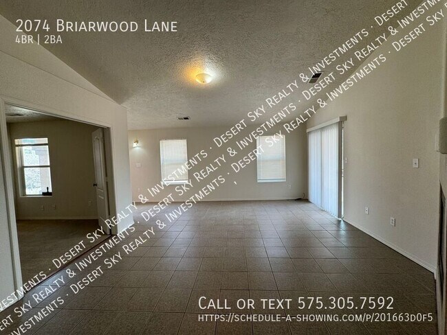 Building Photo - 2074 N Briarwood Ln
