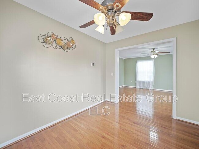 Building Photo - 238 Merrbaugh Dr