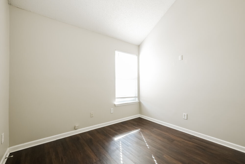 Building Photo - 4352 Arabian Way SW