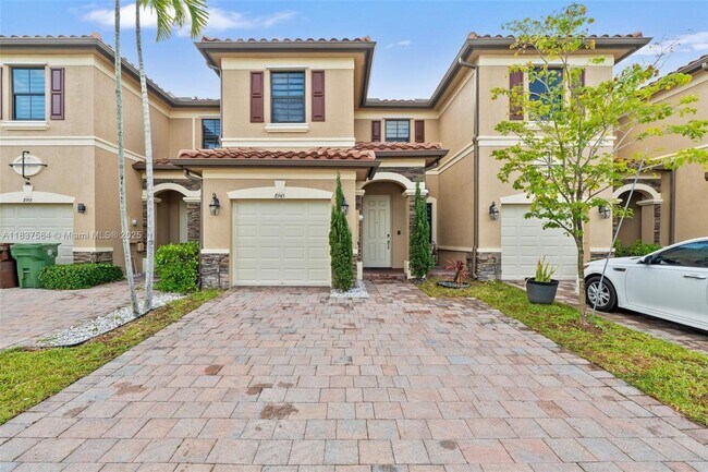 Primary Photo - 8945 W 33rd Ave