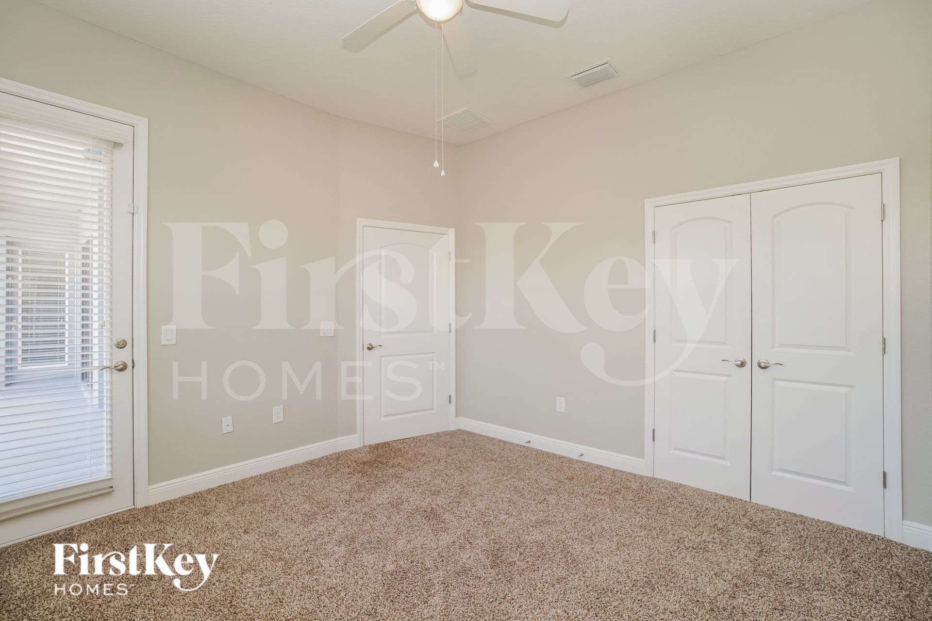 Building Photo - 12414 Drakefield Dr