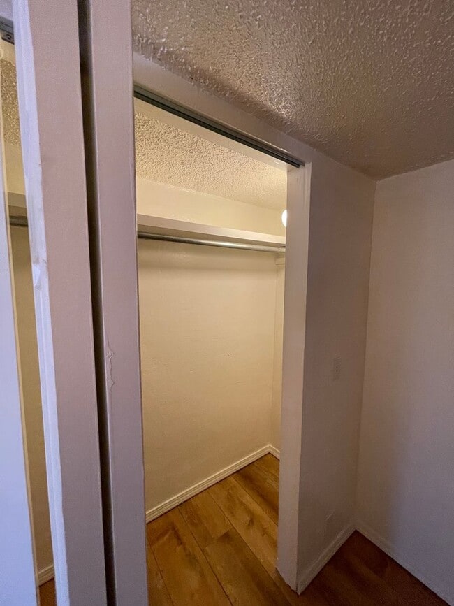 Building Photo - Studio Apartment - All basic utilities inc...