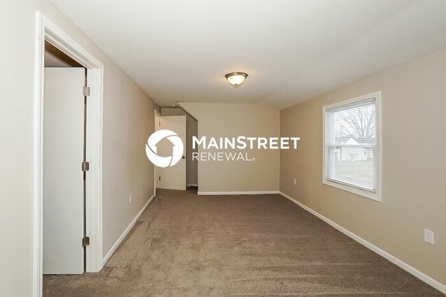 Building Photo - 3 Bedroom Pet-Friendly Home in CLEVELAND, ...