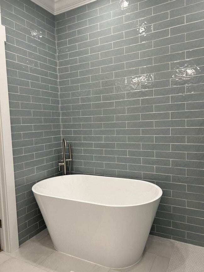 Building Photo - 25 Seabreeze Trail