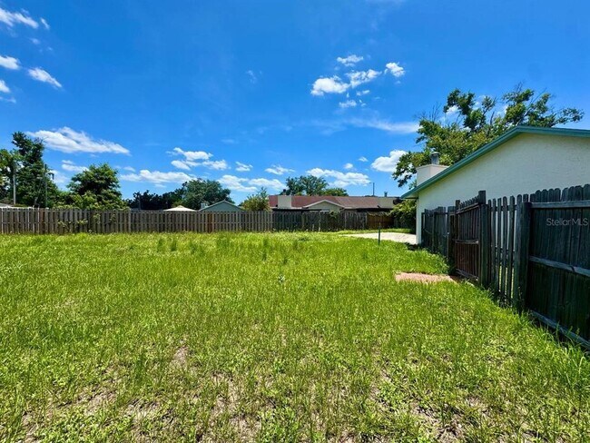 Building Photo - 5102 Lawnton Ct