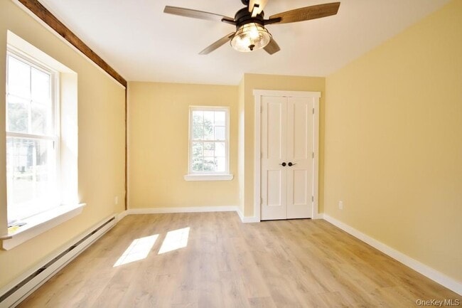 Building Photo - 162 Rockland Rd