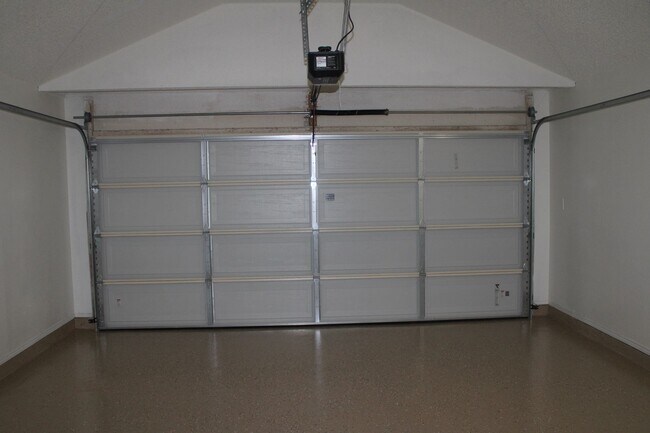Building Photo - 1472 Sierra De Oro Dr