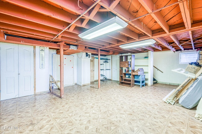 Building Photo - 3001 Federal Ave