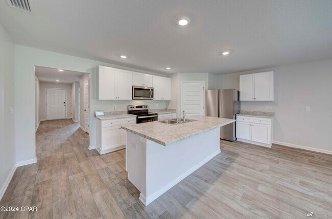 Building Photo - 7177 Ellie B Dr