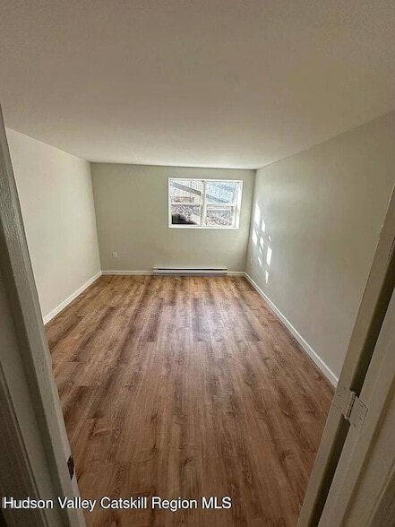 Building Photo - 143 Vedder Rd