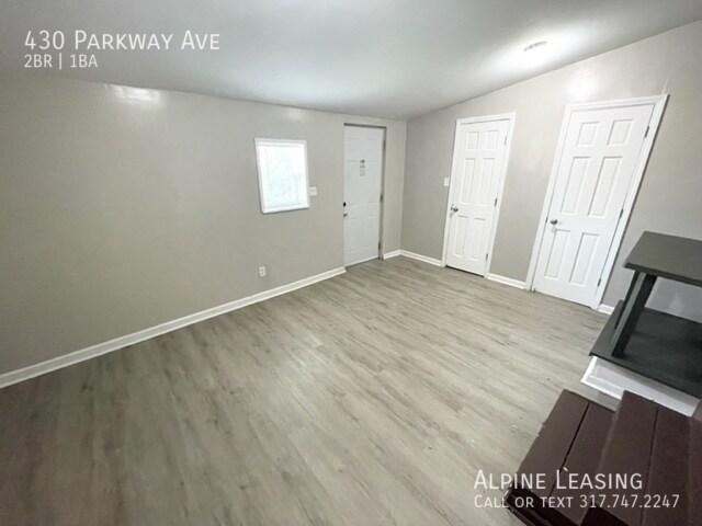 Building Photo - 2 Bedroom conveniently located in thriving...