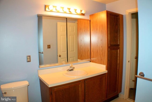 Building Photo - 3604 Waltham Ct