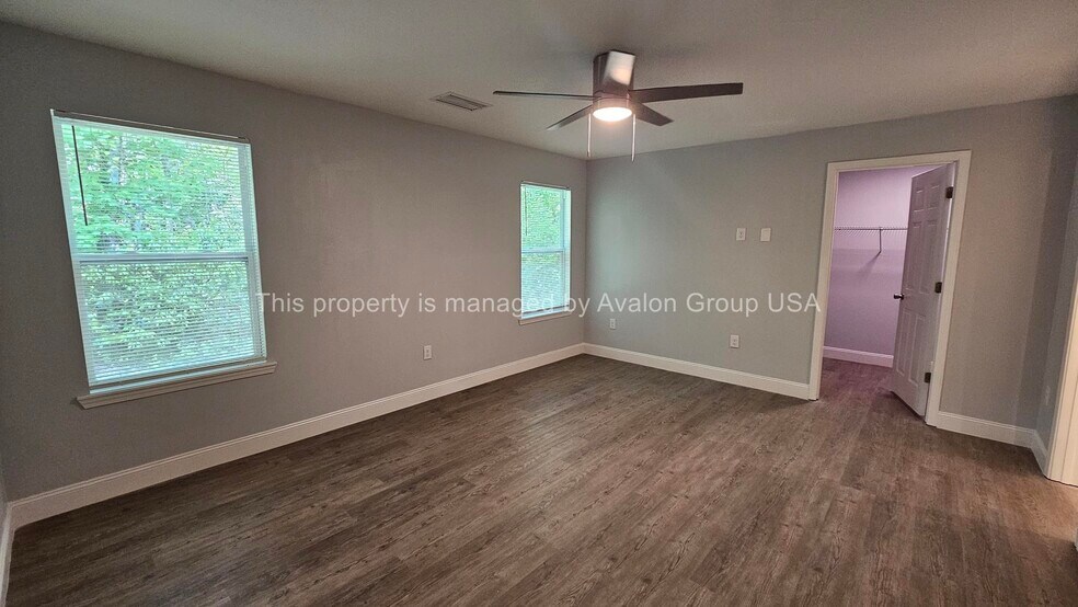 Building Photo - 1978 Solomon St