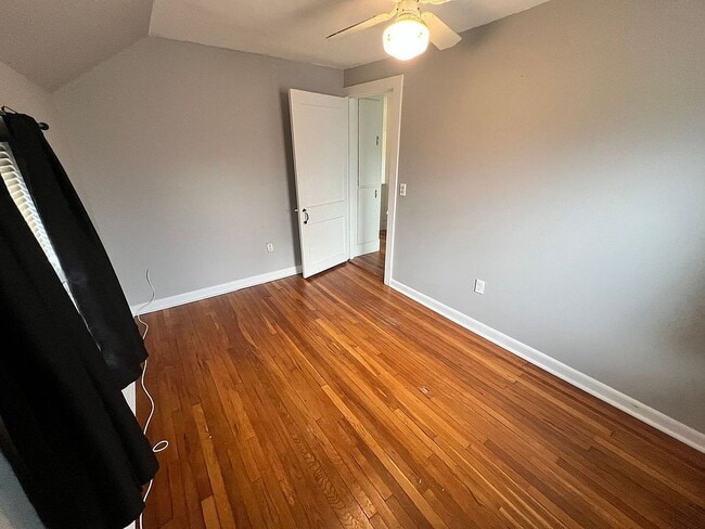 Building Photo - Welcome home