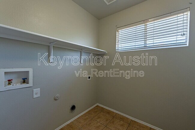 Building Photo - 13512 Lismore Ln