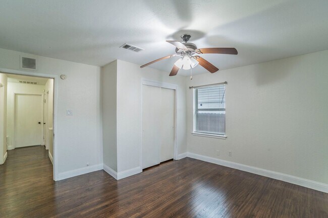 Building Photo - New Listing in southland Terrace Addition