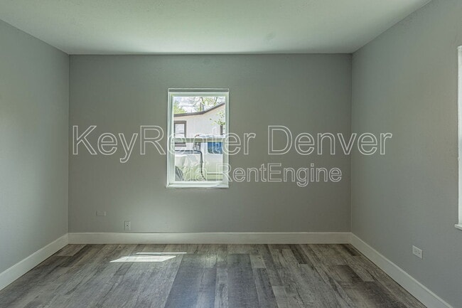 Building Photo - 3570 W Custer Pl