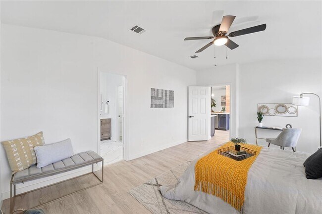 Building Photo - 2537 Vernell Way