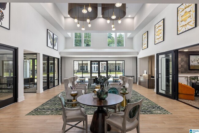 Building Photo - 3090 US-280