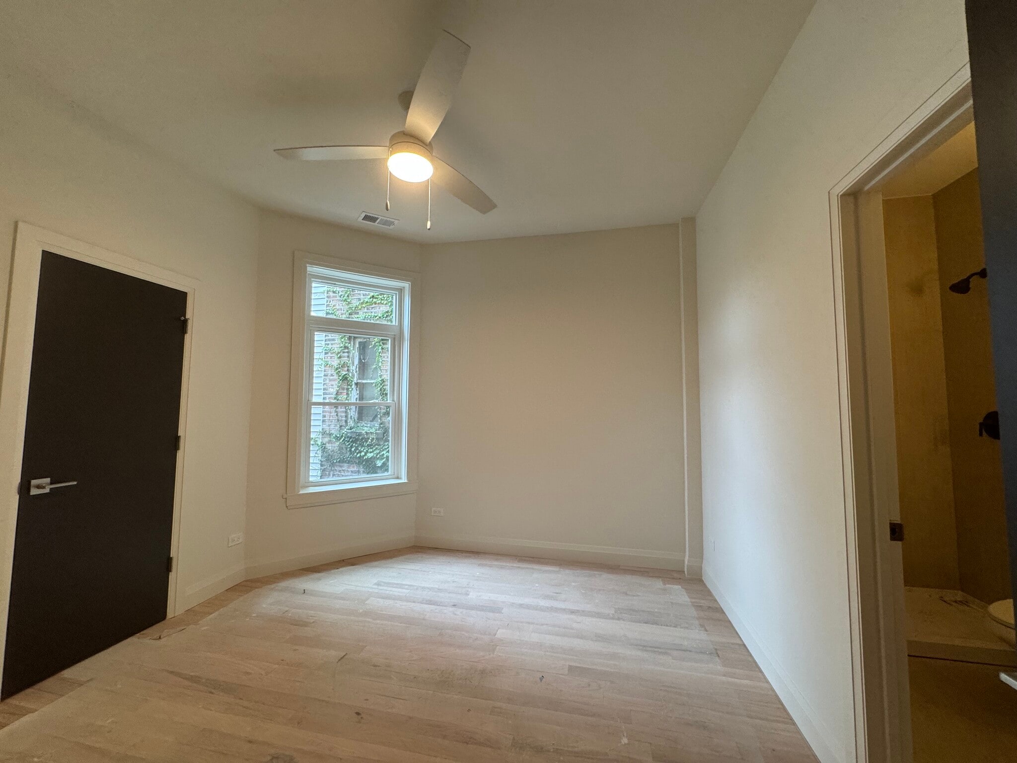 Unit 1 - 2457 N Mozart St