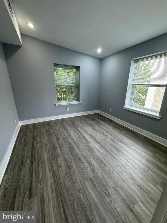 Building Photo - 1522 Willington St