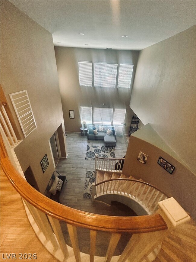 Building Photo - 2076 Santina Ave