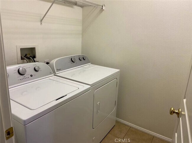 Building Photo - 187 Wild Lilac