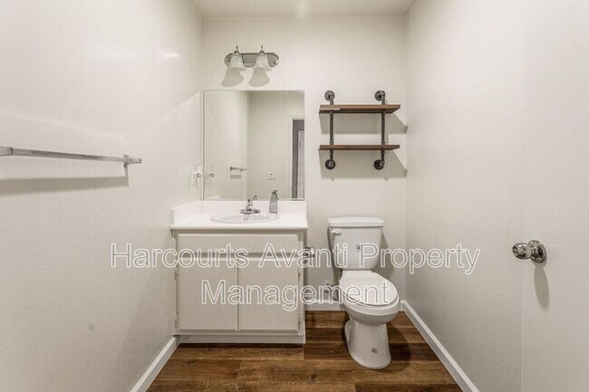 Building Photo - 1520 Santa Carolina Rd